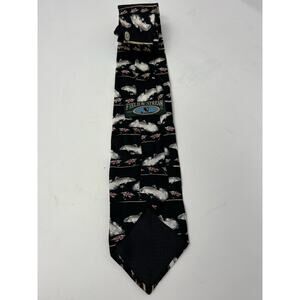 Field & Stream fishing tie